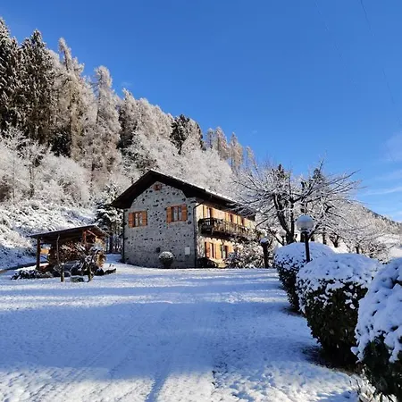 Baita Miralefre Chalet *