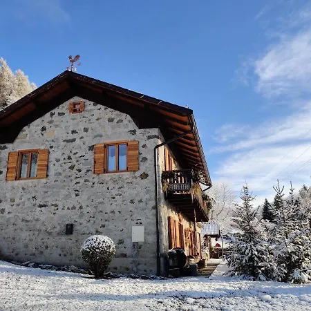 Baita Miralefre Chalet Bieno (Trentino Alto Adige)